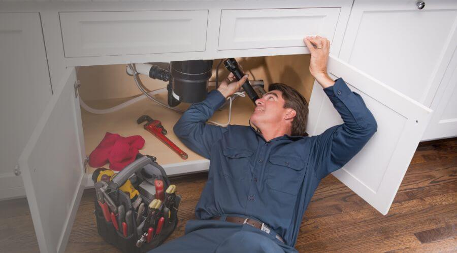 Professional water heater repair in Venice, IL